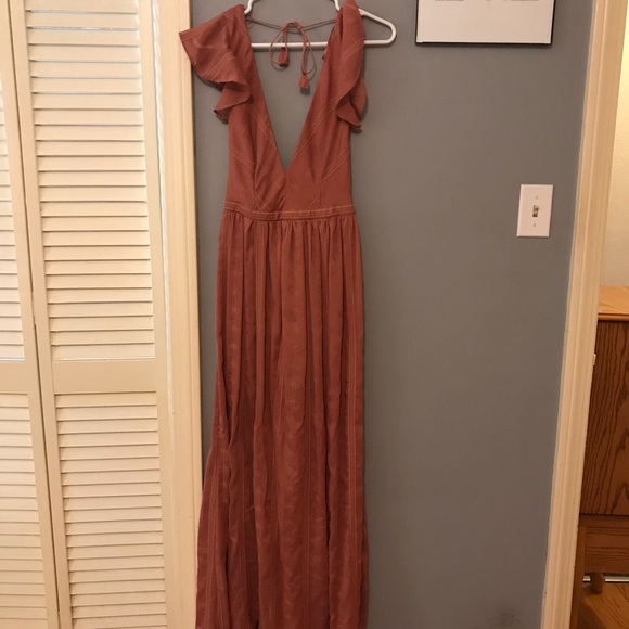 Getaway maxi dress SOLD - Picture 6 of 8